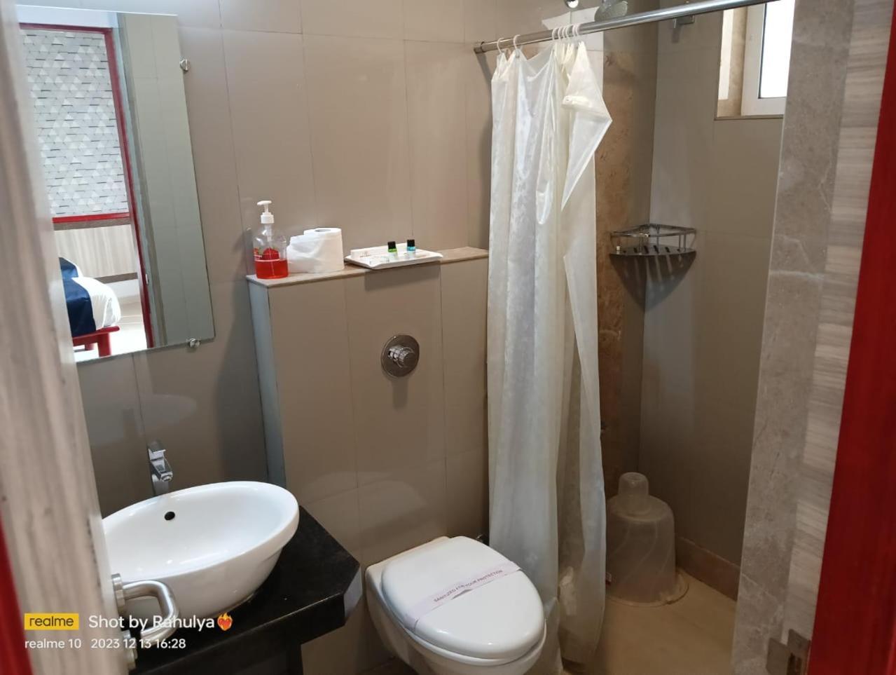 Hotel Prabha Palace Ahmednagar Ngoại thất bức ảnh