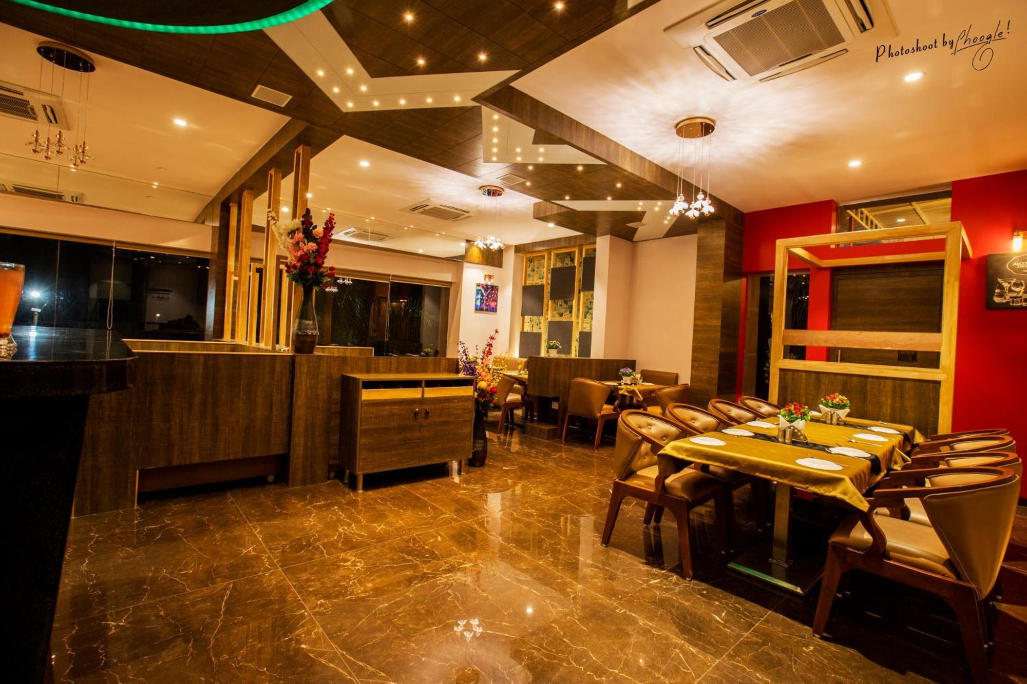 Hotel Prabha Palace Ahmednagar Ngoại thất bức ảnh