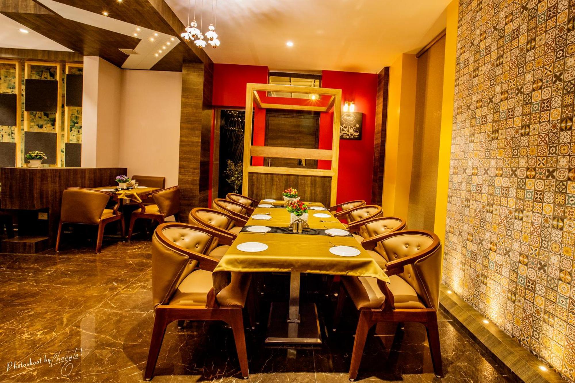 Hotel Prabha Palace Ahmednagar Ngoại thất bức ảnh