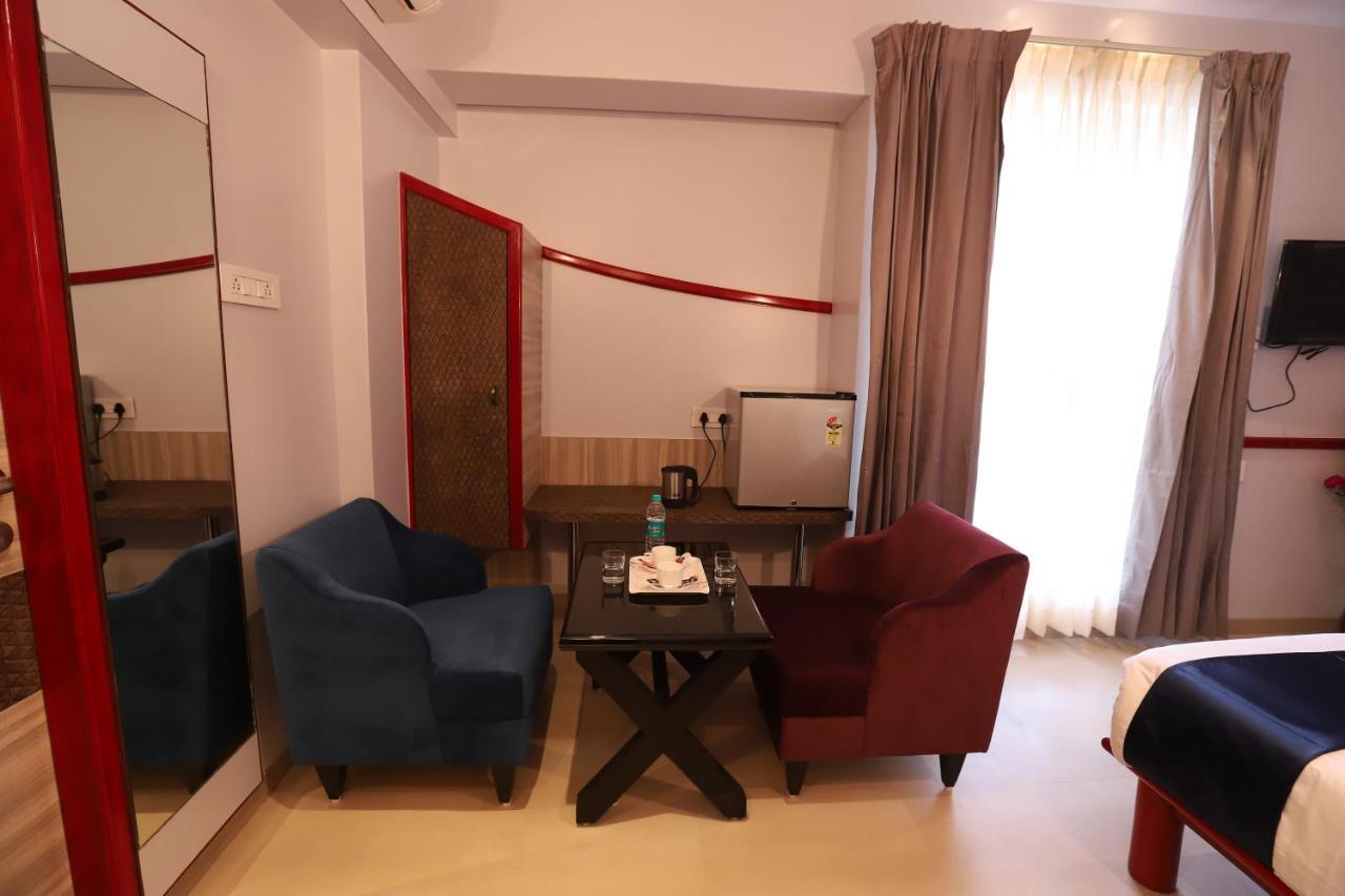 Hotel Prabha Palace Ahmednagar Ngoại thất bức ảnh